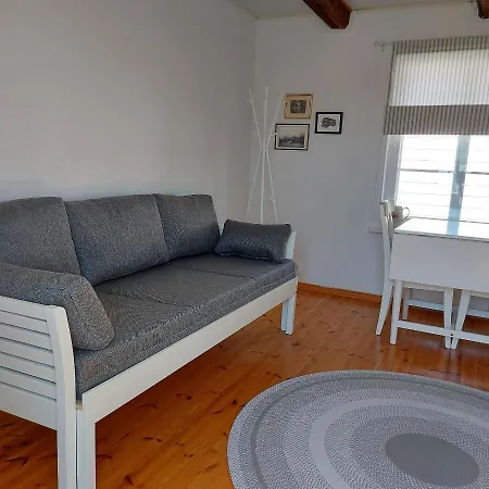 Piispan Majatalo, Pieni Erillistalo ゲストハウス ポルヴォー