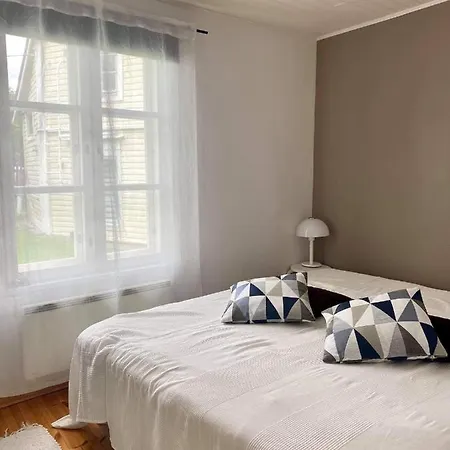 Piispan Majatalo, Pieni Erillistalo 3* ポルヴォー